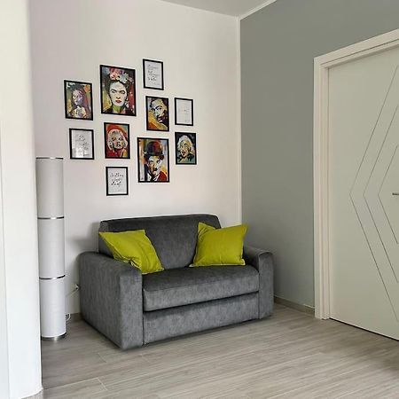 Simply House Чивитавекия Екстериор снимка