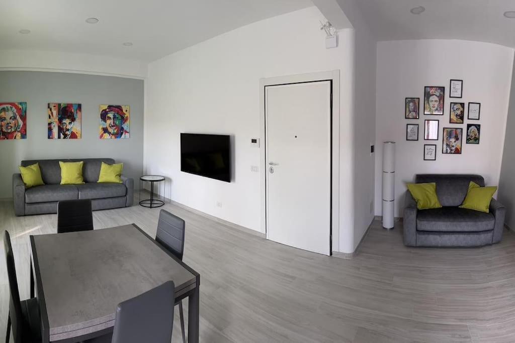 Simply House Чивитавекия Екстериор снимка