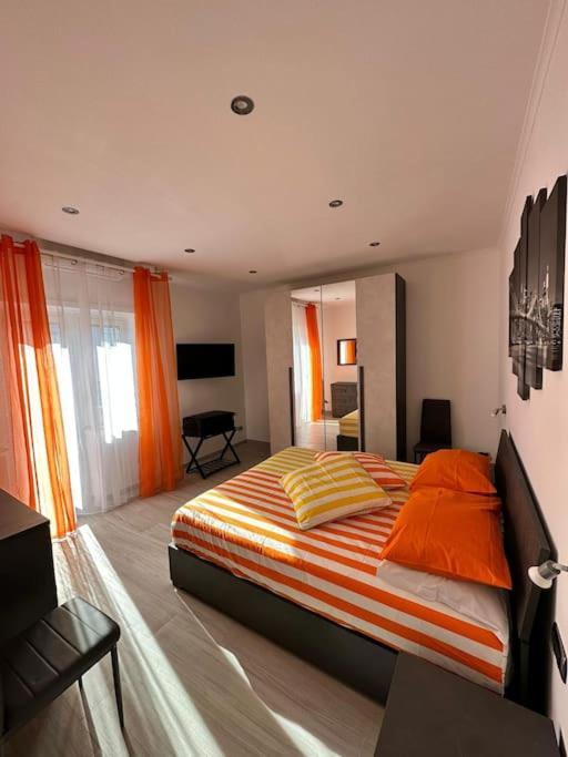 Simply House Чивитавекия Екстериор снимка